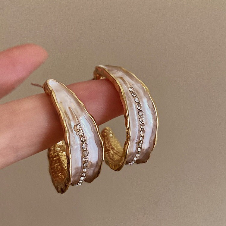 Pearl Stardust Aesthetic Earrings