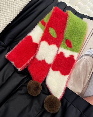 Fuzzy Apple Pattern Knit Scarf