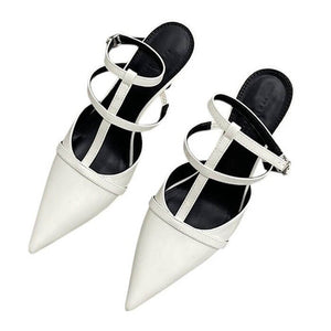 Drama Dealer Pointed Heels